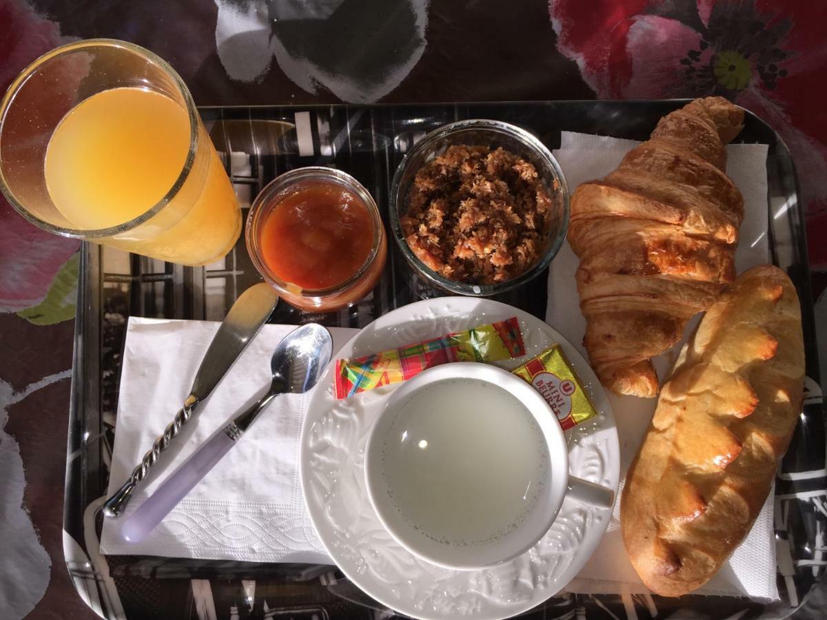 Apart Mango Baie-Mahault Kültér fotó